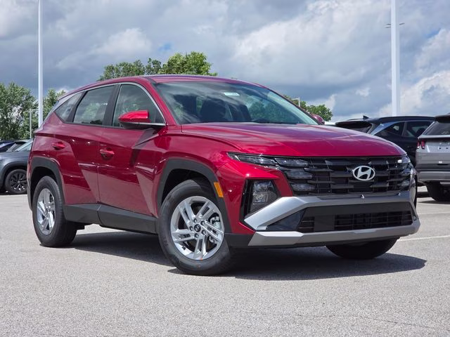 2026 Ultimate Red Hyundai Tucson SE FWD SUV