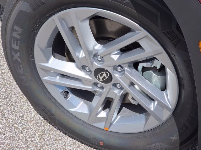 2026 Ultimate Red Hyundai Tucson SE FWD SUV