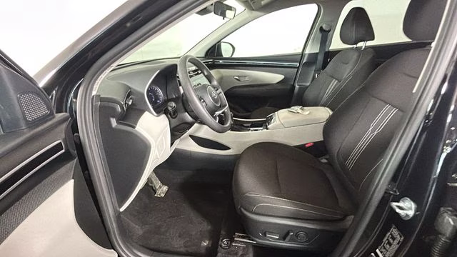 2023 Black Hyundai Tucson SEL FWD SUV