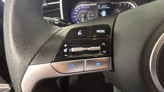 2023 Black Hyundai Tucson SEL FWD SUV