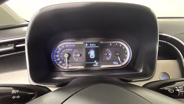 2023 Black Hyundai Tucson SEL FWD SUV