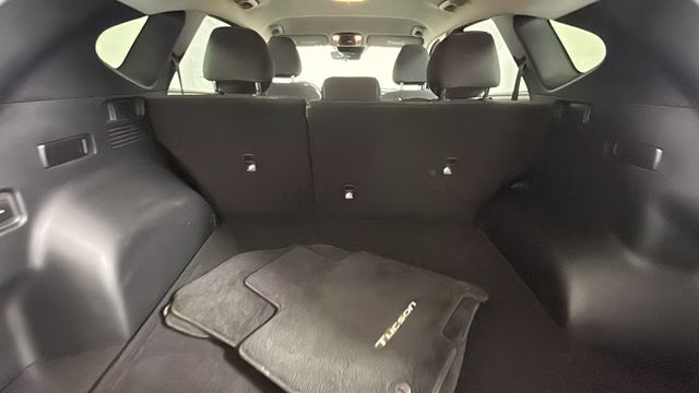 2023 Black Hyundai Tucson SEL FWD SUV