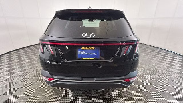 2023 Black Hyundai Tucson SEL FWD SUV