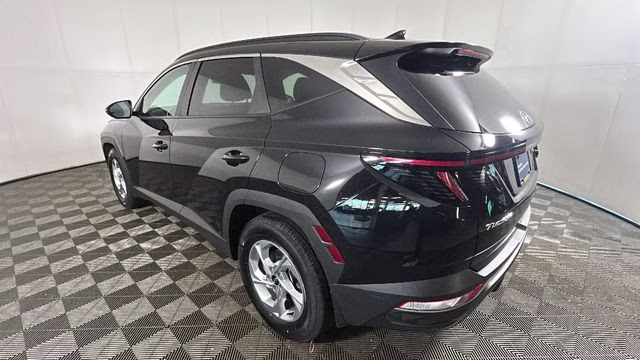 2023 Black Hyundai Tucson SEL FWD SUV