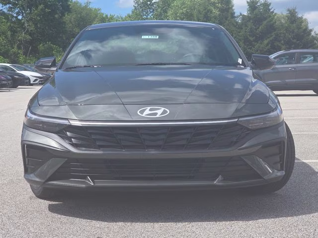 2026 Amazon Gray Hyundai Elantra SEL Sport FWD Sedan