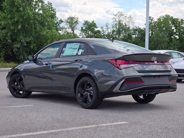 2026 Amazon Gray Hyundai Elantra SEL Sport FWD Sedan