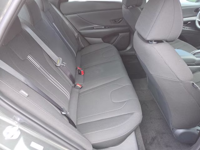 2026 Amazon Gray Hyundai Elantra SEL Sport FWD Sedan