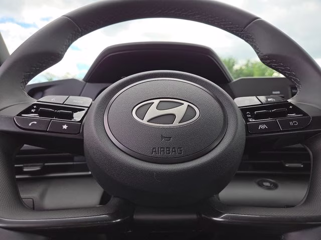 2026 Amazon Gray Hyundai Elantra SEL Sport FWD Sedan