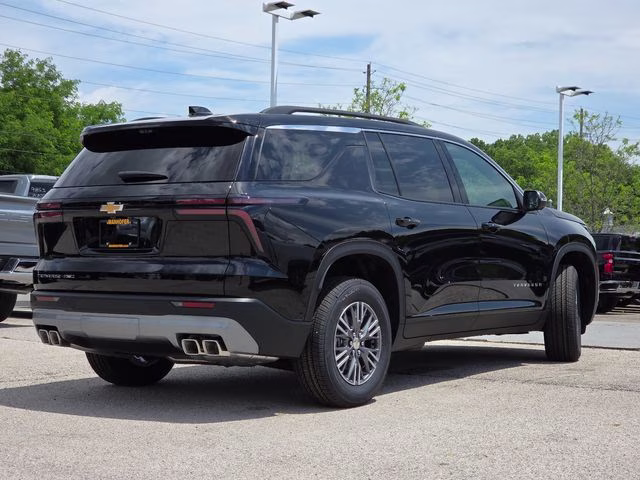 2026 Mosaic Black Metallic Chevrolet Traverse LT AWD SUV