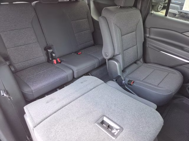 2026 Mosaic Black Metallic Chevrolet Traverse LT AWD SUV