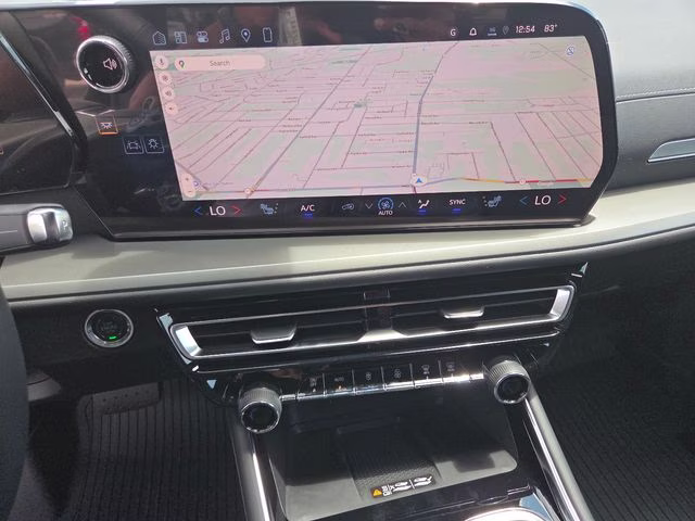 2026 Mosaic Black Metallic Chevrolet Traverse LT AWD SUV