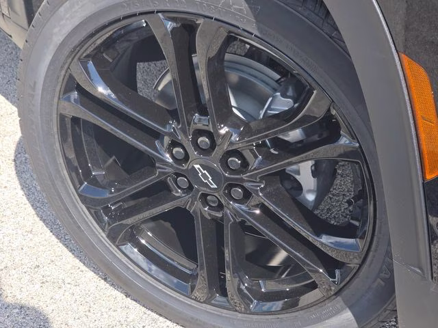 2026 Mosaic Black Metallic Chevrolet Traverse LT AWD SUV