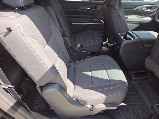 2026 Mosaic Black Metallic Chevrolet Traverse LT AWD SUV