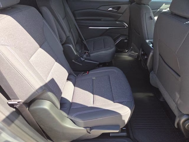 2026 Sterling Gray Metallic Chevrolet Traverse LT AWD SUV