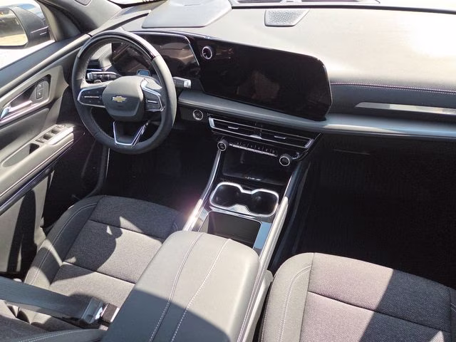 2026 Sterling Gray Metallic Chevrolet Traverse LT AWD SUV