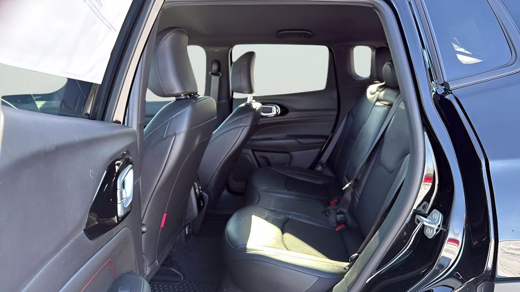2026 Diamond Black Crystal Pearlcoat Jeep Compass Trailhawk 4X4 SUV
