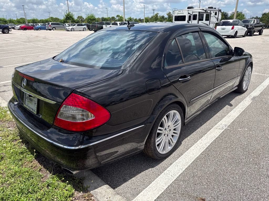 2008 Designo Mocha Black Mercedes-Benz E-Class E 350 RWD Sedan