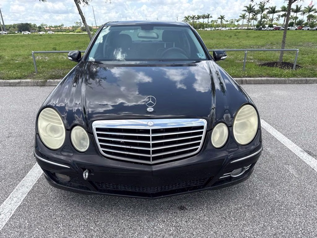 2008 Designo Mocha Black Mercedes-Benz E-Class E 350 RWD Sedan
