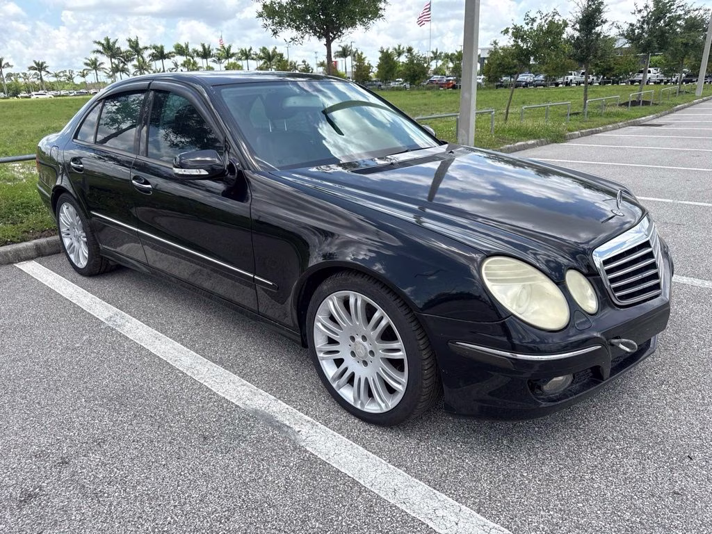 2008 Designo Mocha Black Mercedes-Benz E-Class E 350 RWD Sedan