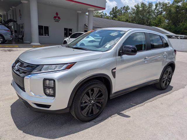 2026 Alloy Silver Metallic Mitsubishi Outlander Sport 2.0 LE 4X4 SUV