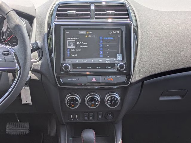 2026 White Diamond Mitsubishi Outlander Sport 2.0 LE 4X4 SUV