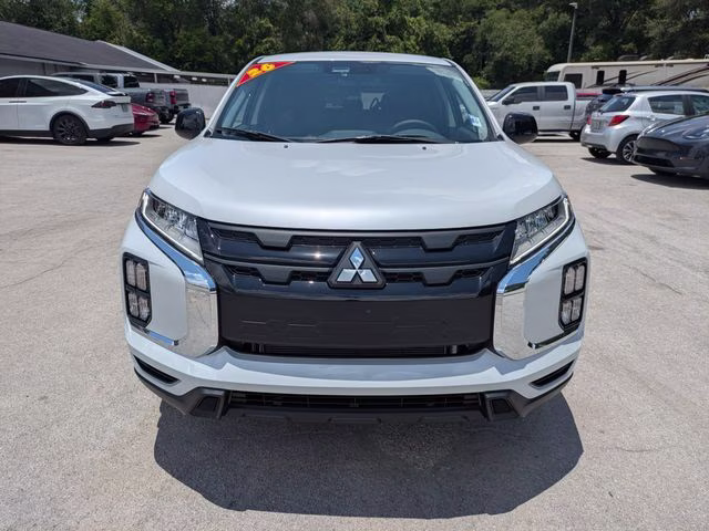 2026 White Diamond Mitsubishi Outlander Sport 2.0 LE 4X4 SUV