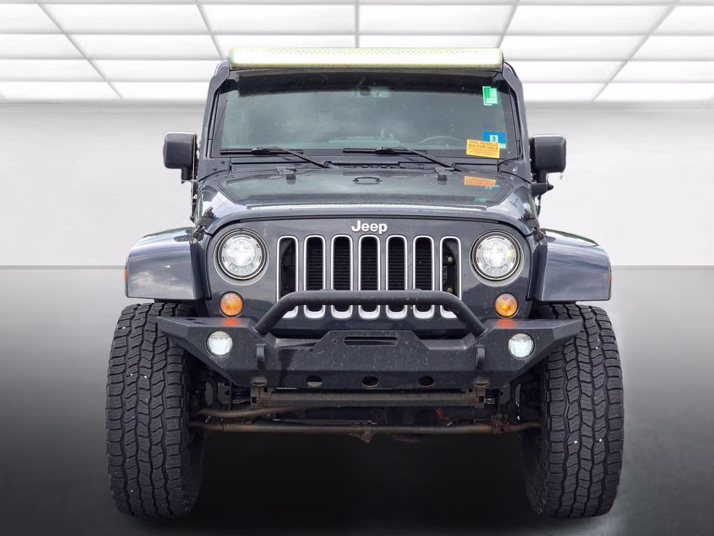 2018 Rhino Clearcoat Jeep Wrangler JK Unlimited Sahara 4X4 SUV