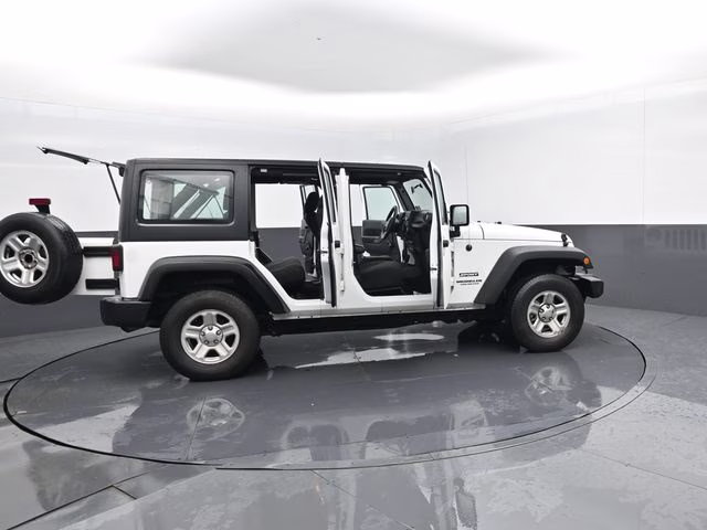 2017 Bright White Clearcoat Jeep Wrangler Unlimited Sport 4X4 SUV