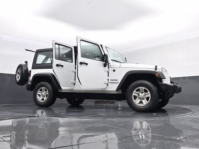 2017 Bright White Clearcoat Jeep Wrangler Unlimited Sport 4X4 SUV