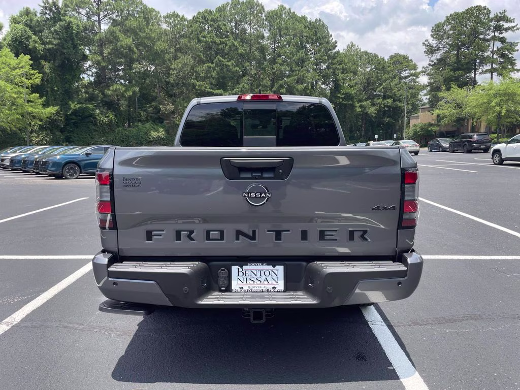 2026 Gun Metallic Nissan Frontier SV 4X4 Truck
