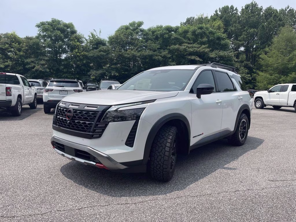 2026 Everest White Pearl Tricoat Nissan Pathfinder Rock Creek 4X4 SUV