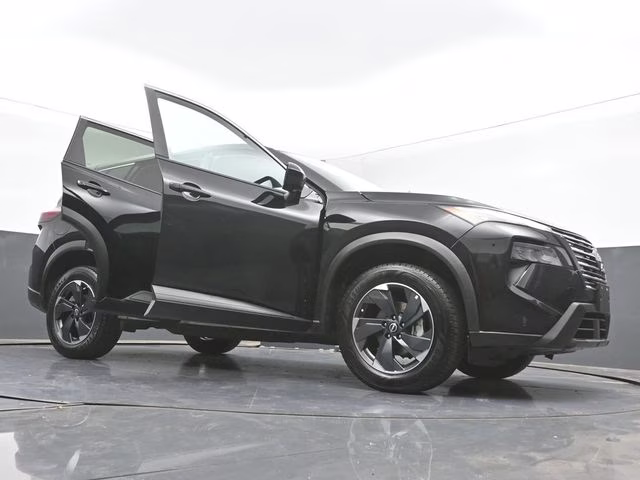 2024 Super Black Nissan Rogue SV AWD SUV