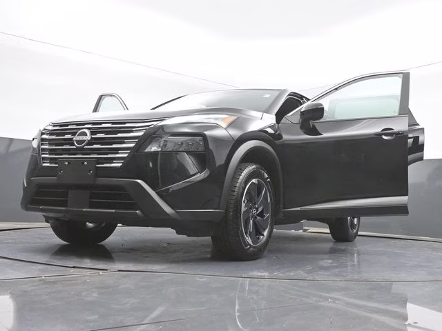 2024 Super Black Nissan Rogue SV AWD SUV