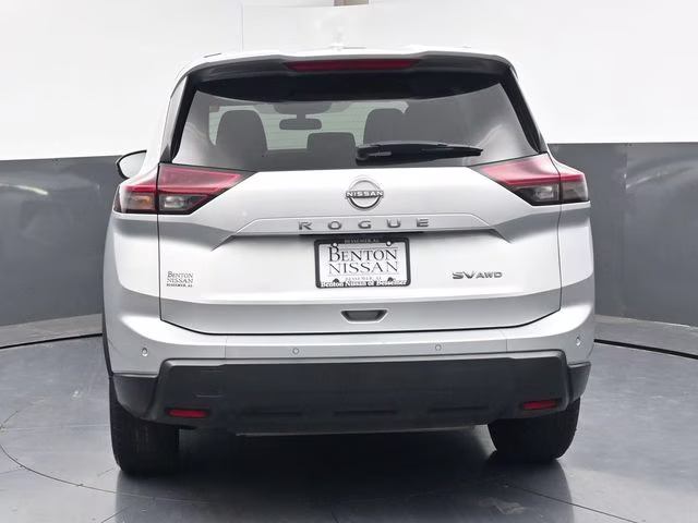 2024 Brilliant Silver Metallic Nissan Rogue SV AWD SUV