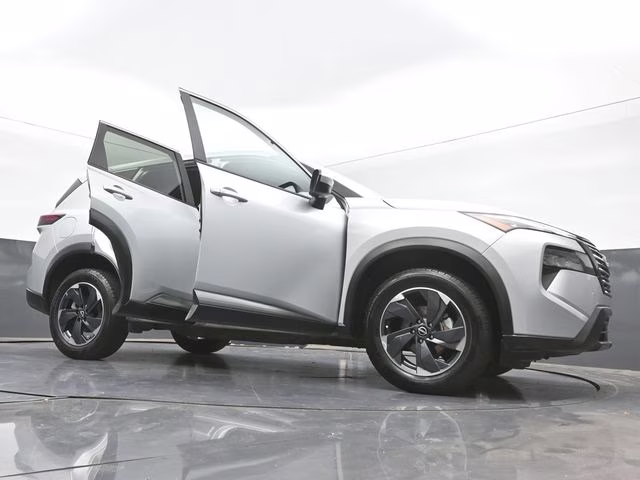 2024 Brilliant Silver Metallic Nissan Rogue SV AWD SUV