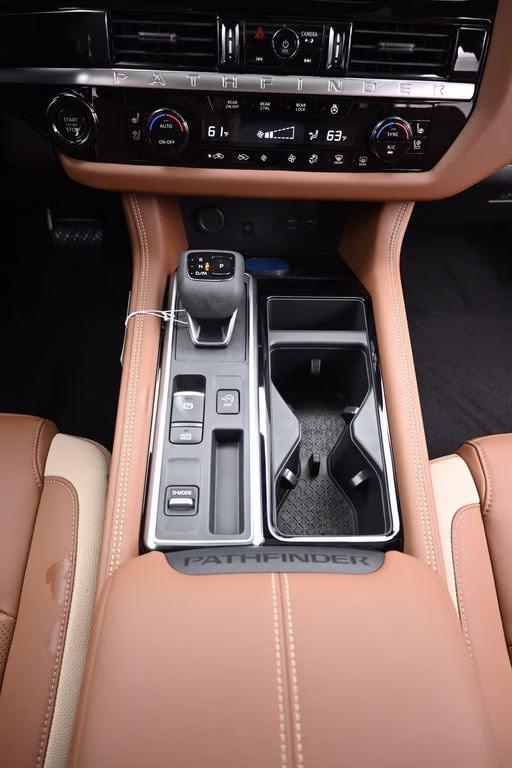2026 Boulder Gray Pearl Nissan Pathfinder Platinum FWD SUV
