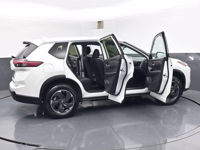2024 Everest White Pearl Nissan Rogue SV AWD SUV