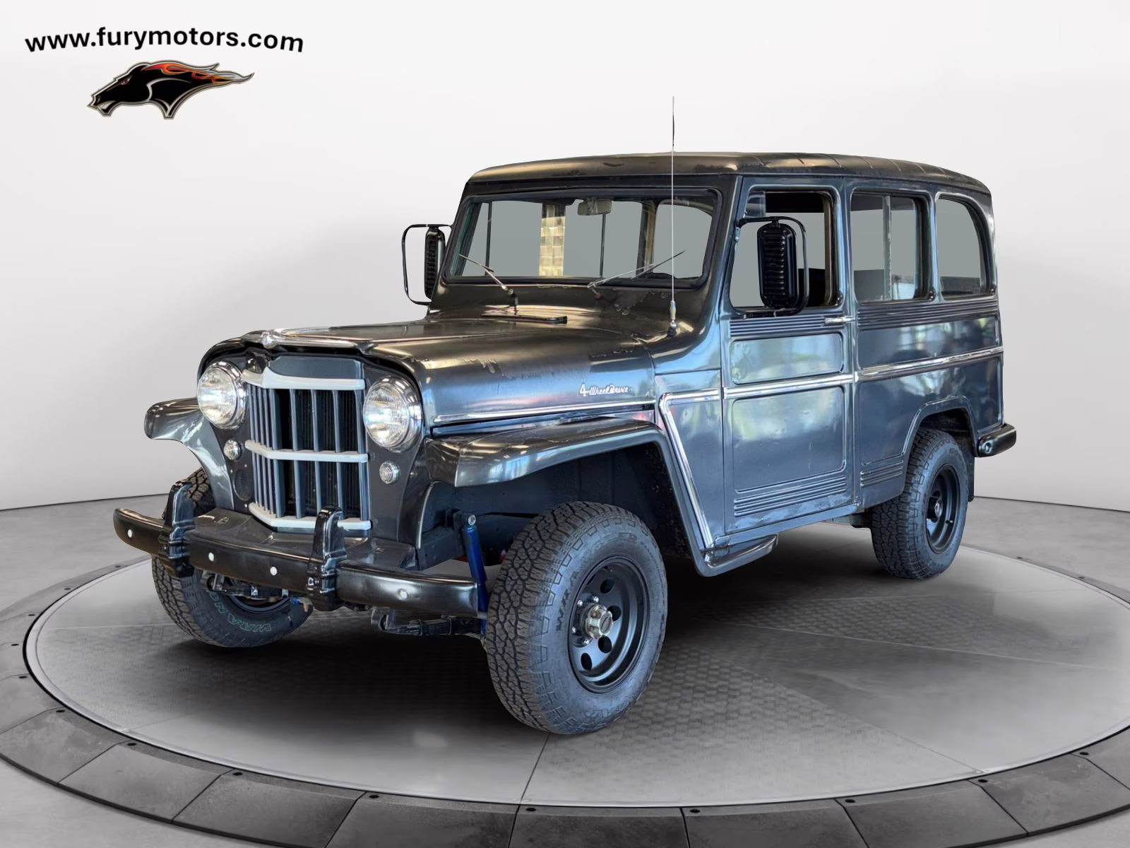 1962 Gray Jeep Jeep Jeep Crossover