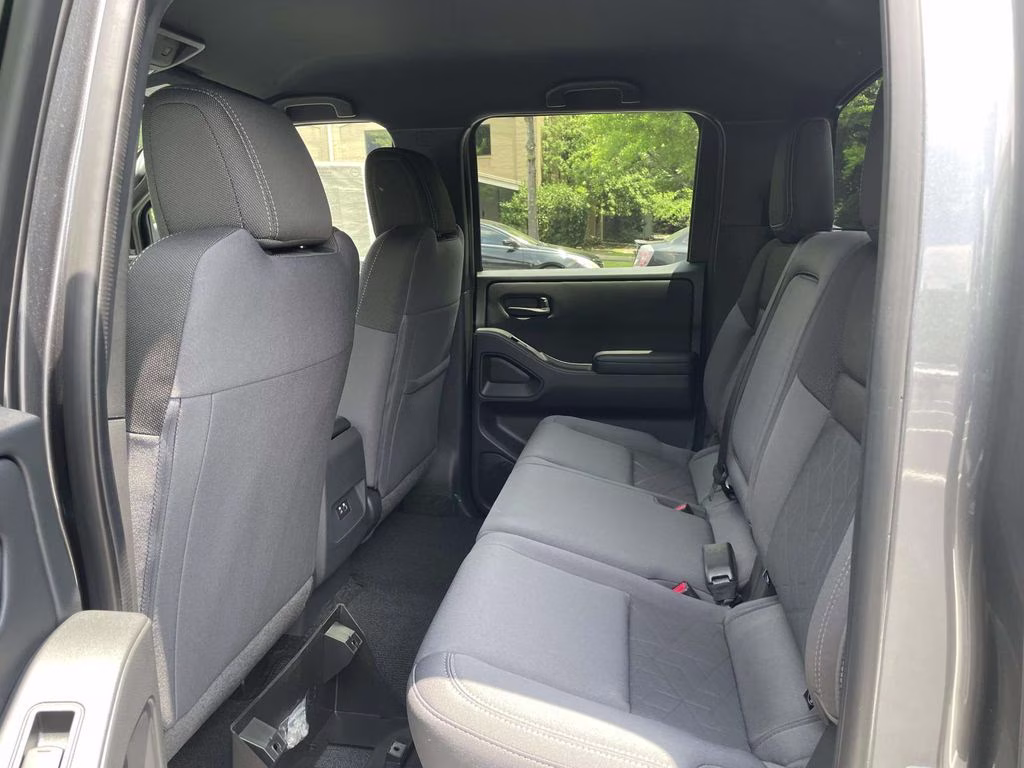 2026 Gun Metallic Nissan Frontier SV 4X4 Truck