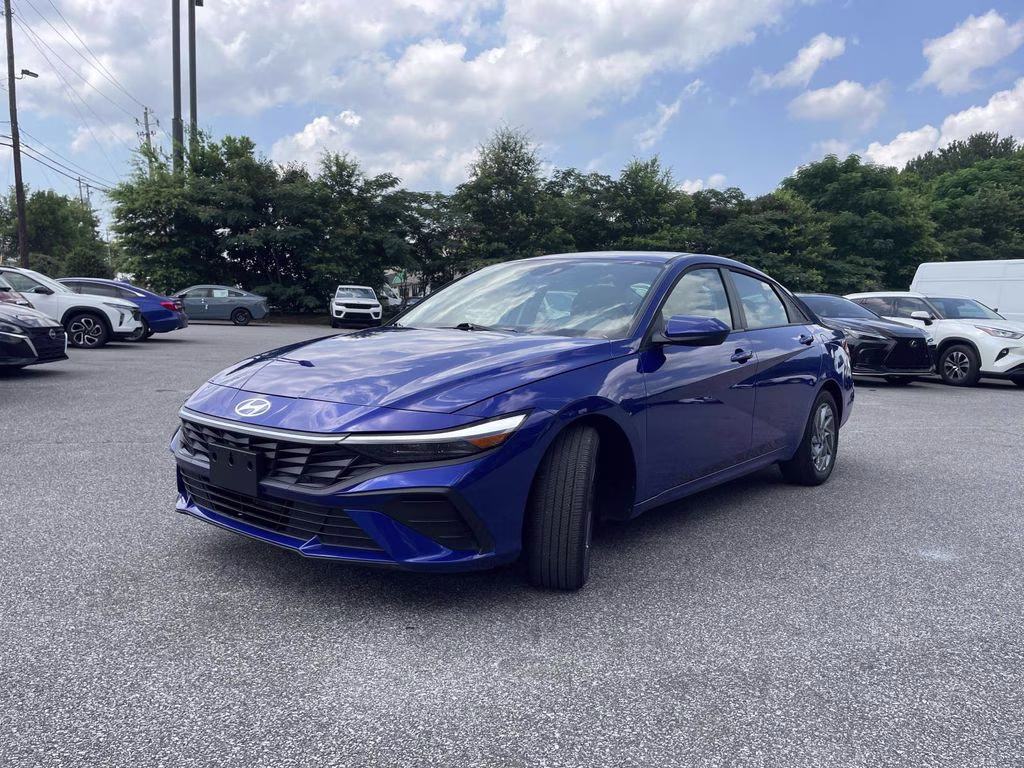 2025 Intense Blue Hyundai Elantra Hybrid Blue FWD Sedan