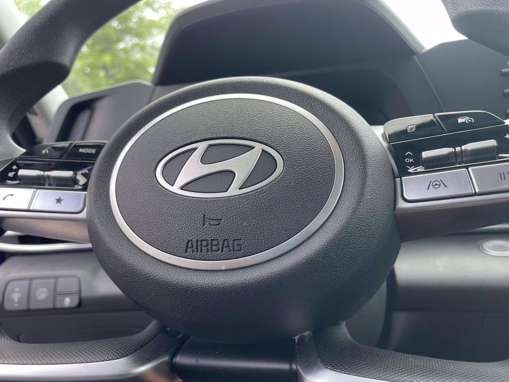 2025 Intense Blue Hyundai Elantra Hybrid Blue FWD Sedan