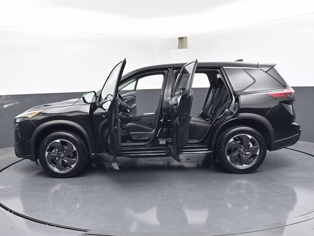 2024 Super Black Nissan Rogue SV AWD SUV