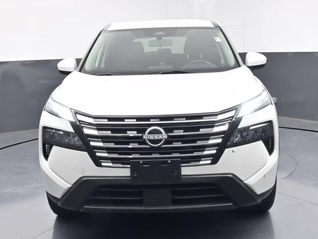 2024 Everest White Pearl Nissan Rogue SV AWD SUV