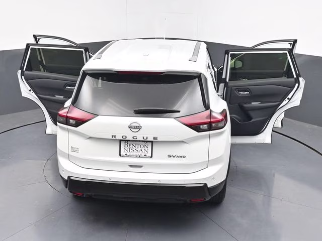 2024 Everest White Pearl Nissan Rogue SV AWD SUV