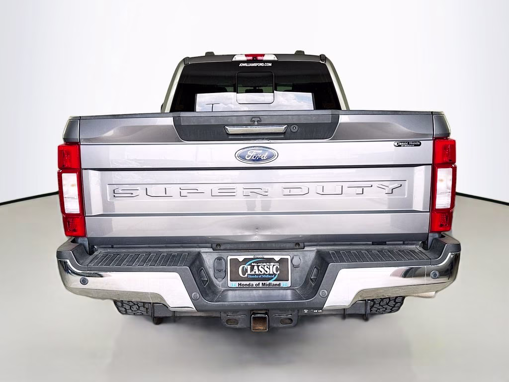 2021 Gray Metallic Ford Super Duty F-250 SRW Lariat 4X4 Truck