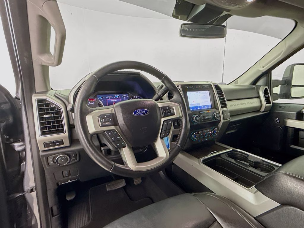 2021 Gray Metallic Ford Super Duty F-250 SRW Lariat 4X4 Truck