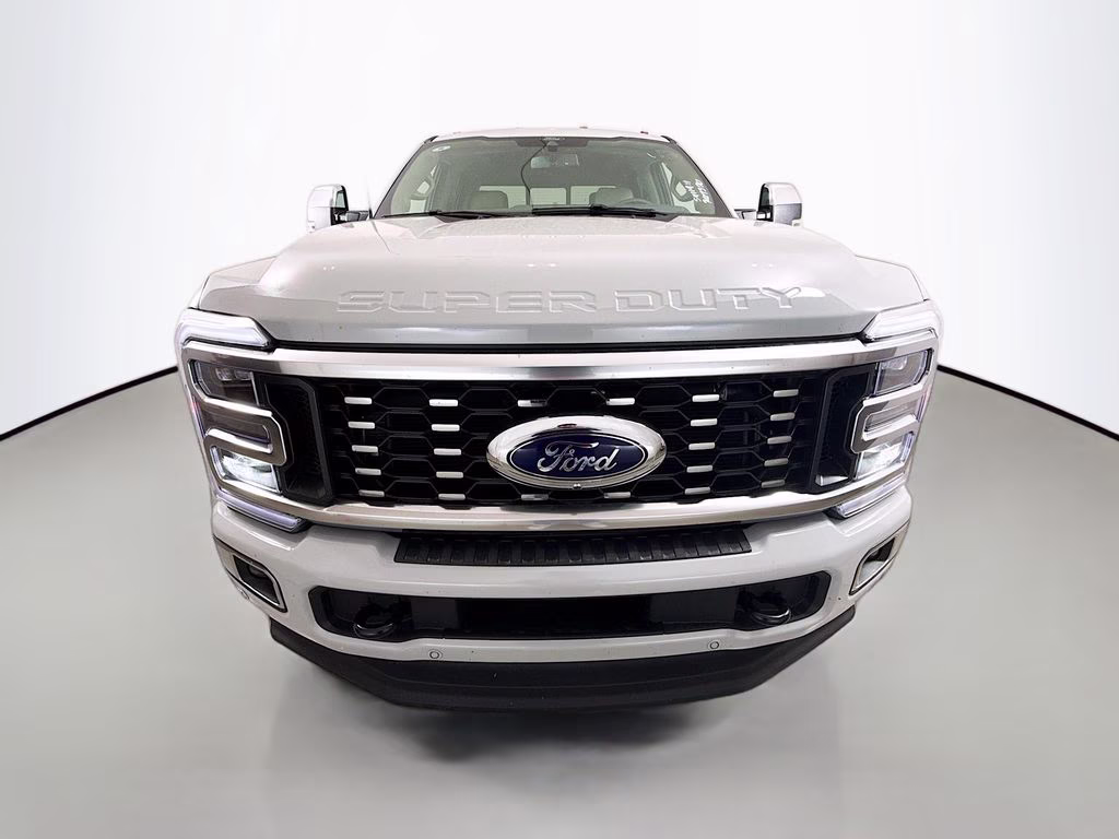 2026 Avalanche Ford Super Duty F-450 DRW Platinum 4X4 Truck