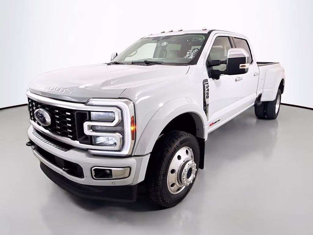 2026 Avalanche Ford Super Duty F-450 DRW Platinum 4X4 Truck