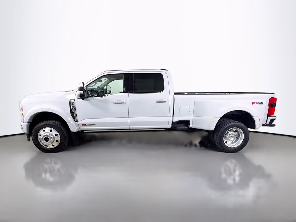 2026 Avalanche Ford Super Duty F-450 DRW Platinum 4X4 Truck