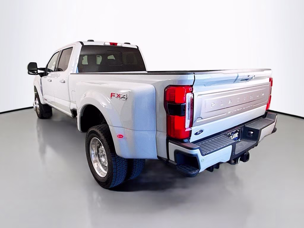 2026 Avalanche Ford Super Duty F-450 DRW Platinum 4X4 Truck
